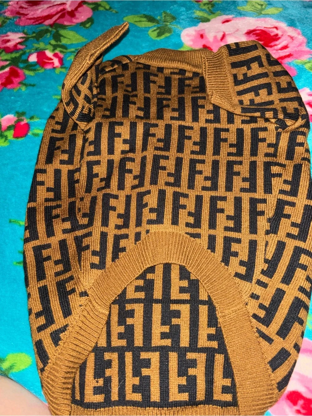 DESIGNER STYLE DOG SWEATER